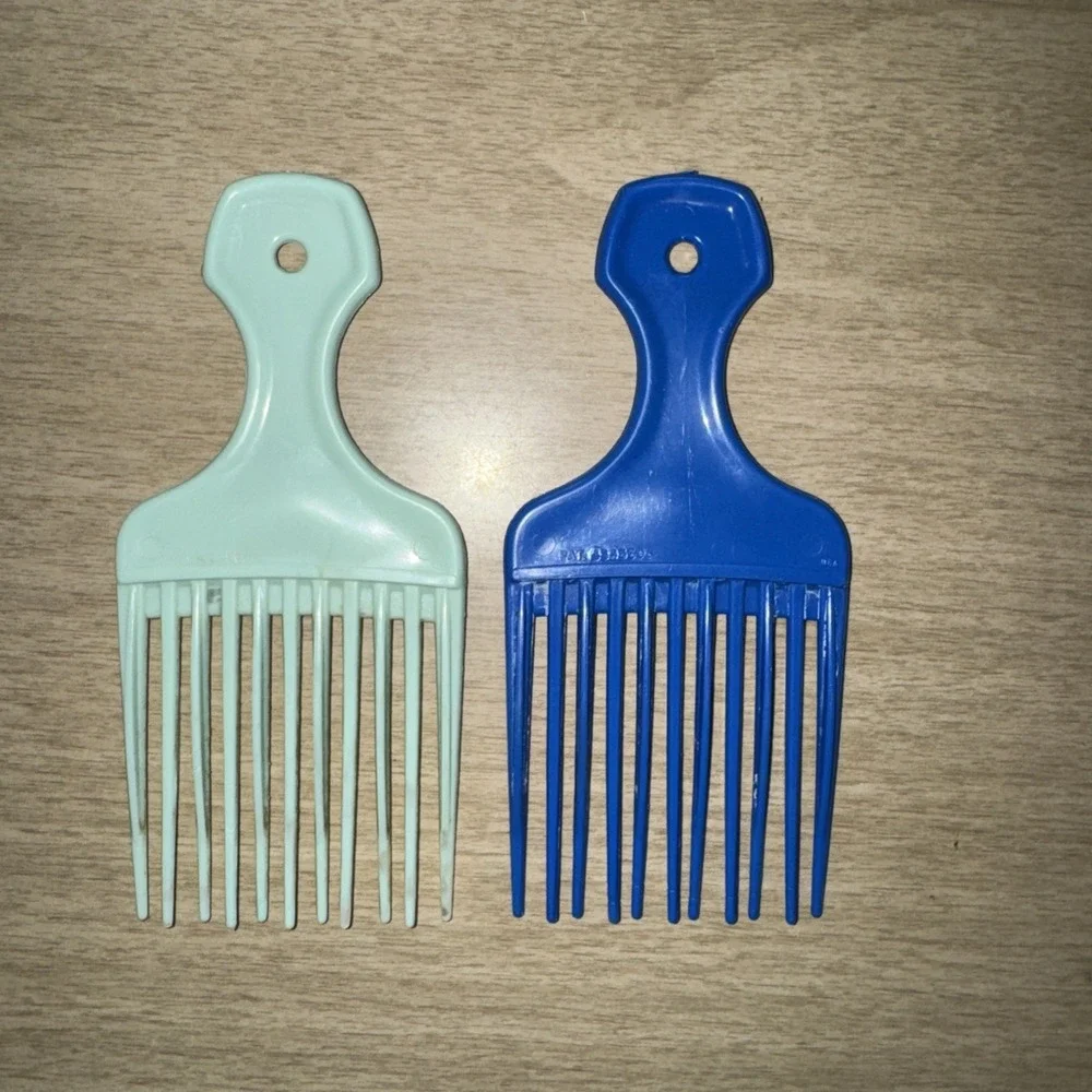 Vtg Hair Pick Plastic Wide Tooth Combs 6